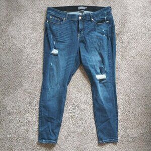 Torrid Bombshell Skinny Jeans Size 22R Denim Blue Premium Stretch Distressing